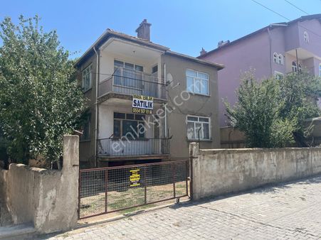 Maya Emlaktan Merkezi Konumda Daire Parasına Müstakil 338m2 2 Katlı Ev