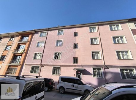 Entepe Avm Yanında Satılık Daire.....