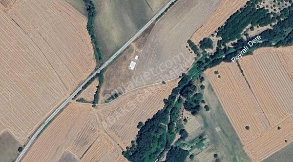 Acil Satılık 180 M Asfalt Yola Cepheli Ruhsatlı Çiftlik Arazisi