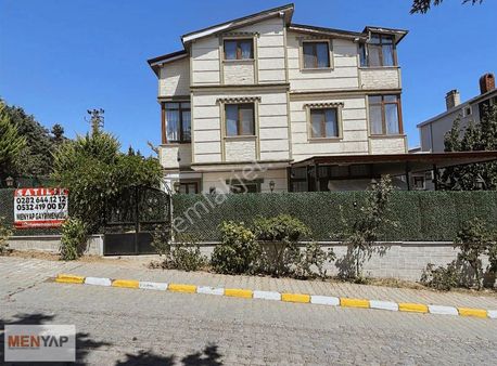Menyap'tan Özler Tatil Sitesi İçinde 4+1 Müstakil Bahçeli Villa