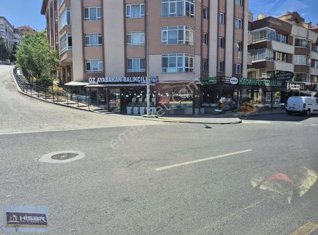 Hisar'dan Dikmen Cadde Üstü Köşe Binada Geniş Vitrinli Dükkan