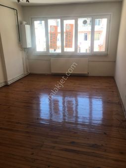 Şehir Merkezinde Satılık 2+1 Daire