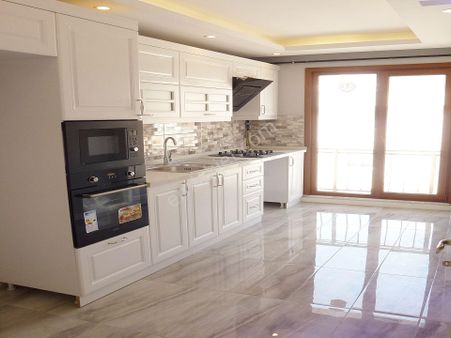 Esenyurt Güzelyurt Mahallesinde 2+1 Satılık Daire