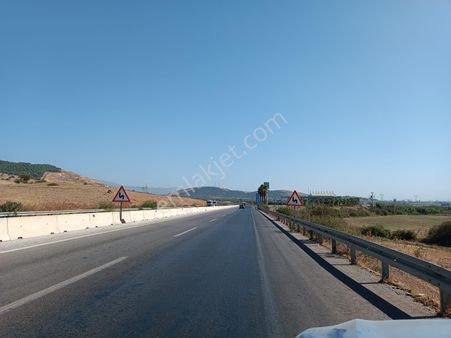 Torbalı Bayındır Anayol Üzerinde Satılık Tarla