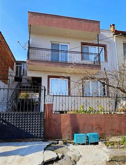 Zeytinliova Mah 314 M² Arsa İçinde Satılık 2 Katlı Bina