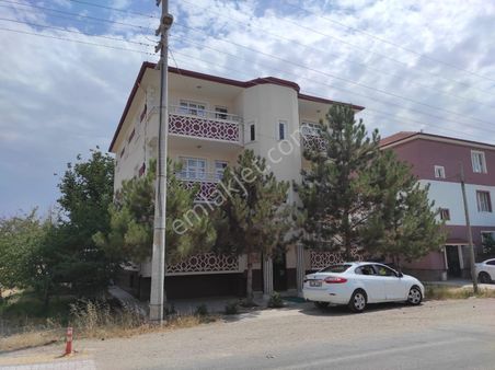 Barboros Mahallesinde Satılık Daire