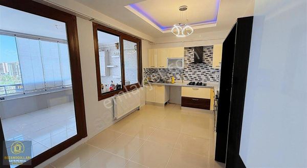 Tema Park Karşısı 50 Mt Yola Yakın Satılık 3+1 Daire