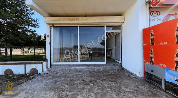 Araştırma Hastanesi Civarında 73 M2 Boş Satılık Köşe Dükkan