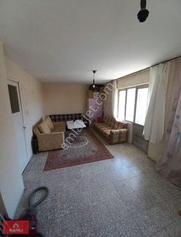 Yenigün Mah. Satılık 3+1 Merkezi Konumda Geniş Daire