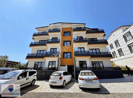 Başiskele Kullar'da Satılık 3+1 Yüksek Giriş Daire