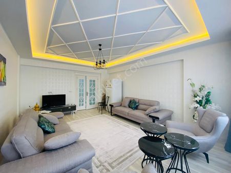 Ertuğrulgazi Mahallesinde Yüksek Konumda Ara Kat Bakımlı 3+1 Daire