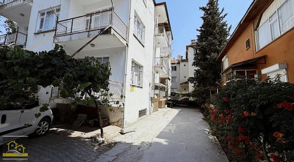 Arif Emlaktan Satılık Daire Bayırhan Otel Arkası Muhteşem Konum