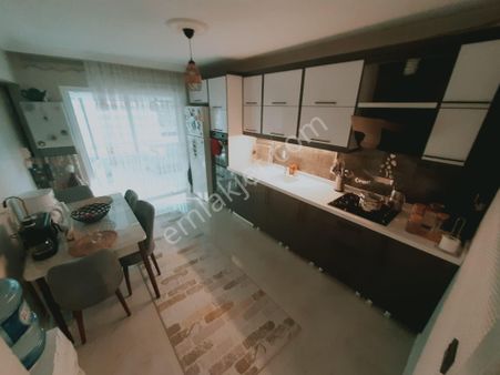 Demiröz Gayrimenkulden Devasa Balkonuyla İçinizi Isıtacak Full Yapılı 3+1 Daire