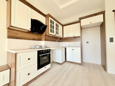 ▀körfez'den▄doğa İle İç İçe Kapalı Otoparklı Sıfır Satılık 2+1 Daire