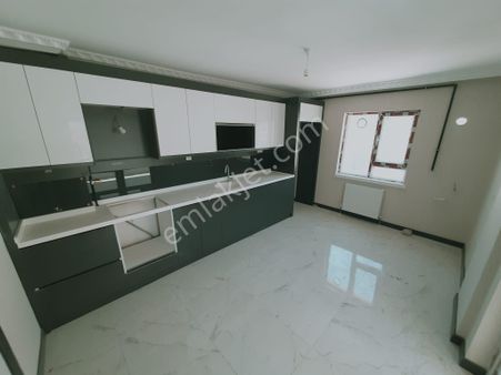 Demiröz Gayrimenkulden Göz Kamaştıran Full Yapılı Sıfır 3+1 Ferah Daire