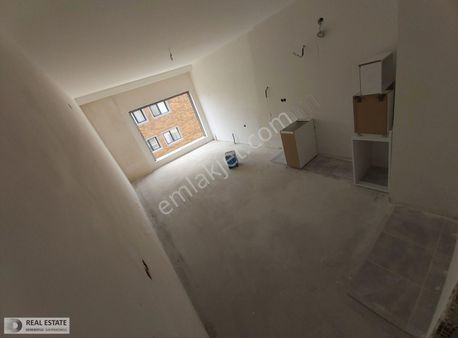 Demiröprü İzbana 300m 5dk Yürüme Mesafesinde_5.kat Sıfır 2+1