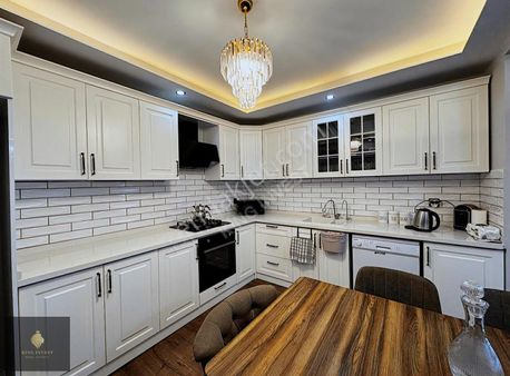 King'den Denize 200m Mesafede Full Eşyalı Lux 2+1 Daire