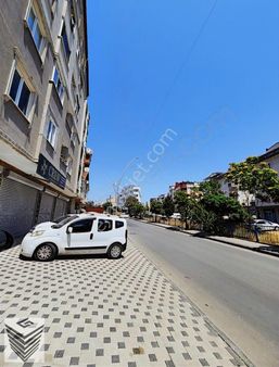 E 5'e Yakın..asansörlü..ana Caddede..2+1 İskanlı..sığınakl Daire