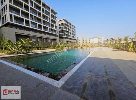 Altıntaş'ta Ana Bulvarda Çok Lüks Donanımlı Sitede 1+1 Kiralık