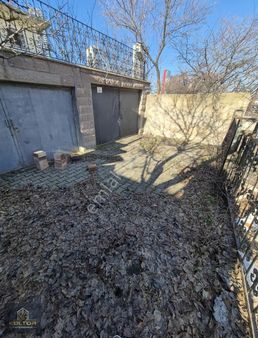 Yaşamkentte Esk.yoluna Yakın Bulvar Arkası 4+2 Satılık Villa