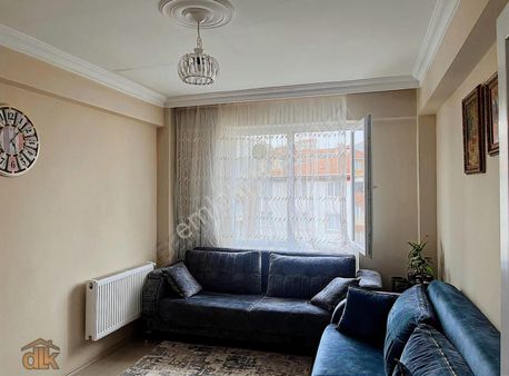 Atabeygrup'dan Emek Mahallesinde Cadde Üzeri 1+1