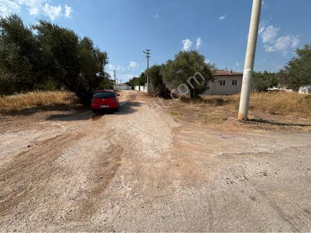 Yazıbaşı’da Satılık Köşe Parsel Arsa 3 Kat % 40 İmarlı