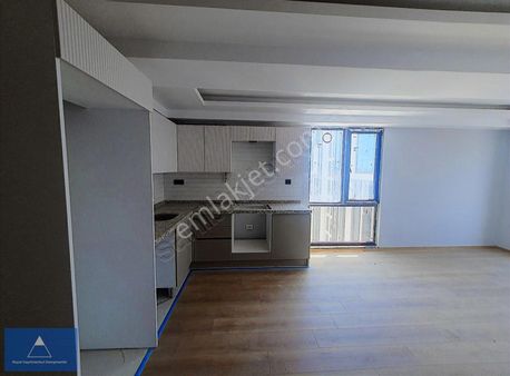 Yenimahalle'de Direkt Bulvara Cephe,ekstra Büyük Fırsat 1+1