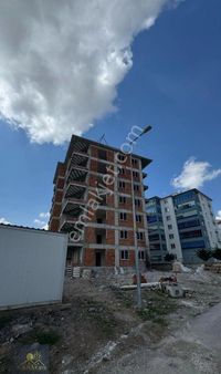 Basri Mahallesinde 10. Ay Teslim Daireler