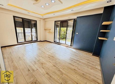 Piyasa Gayrimenkulden Marinaya Komşu Keyifli 2+1 Büyük Bahçe Kat