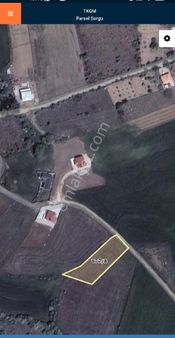 Aşağı Holpenk De Bahçelik Tarla Resmi Yolu Var