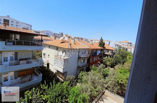 Yön'den Yarış O. O Yakını Ayrı Mutfaklı 1+1 Satılık Daire