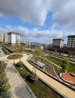 Meydan Başakşehir Projesinde Ara Kat 3+1(157m2) Satılık Daire...