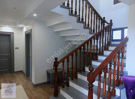 Satılık Havuzlu Villa