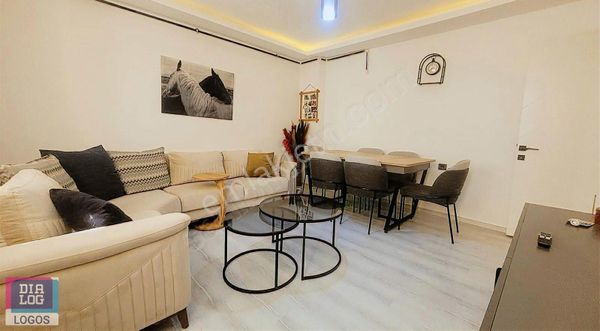 Konak'ta 3+1 Tadilatlı Satılık Daire