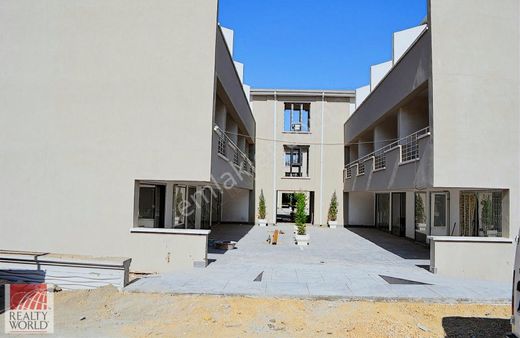 Fırsat! Bağlıca Merkez Yatay Mimaride Satılık 1+1 Teraslı Dublex