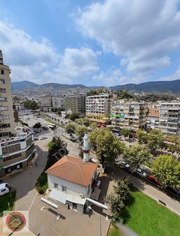 Toki Emlak'tan Fomara Caddesi Cepheli Kiralık Ofis