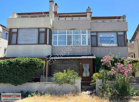 Yalı Mah. Denize 2.parsel,önü Açık, Kombili 4+1 Satılık Villa