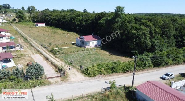 Redstone Exper'den 750 M2 Kat İrtifakı Kurulu Yola Cephe Arsa