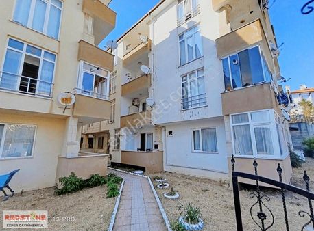 Üniversite Bölgesinde Bahçe Katı Denize Yürüme Mesafesinde