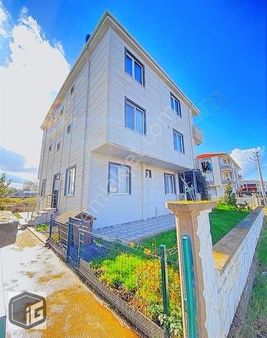 İg'den Yeni Fırsat! Sahile 150m Mesafede Kombi-petekli 2+1 Daire