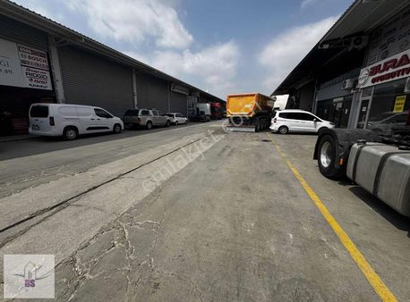 Karşıyaka Yetsan Girişte Köşe İşyeri Tabela Değeri Yüksek