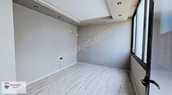 Remax Palm'den Palm City Civarı Cadde Cepheli 3+1 Kiralık Ofis