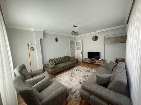 Uzun Emlak'tan Muradiye'de 3+1 Satılık Daire