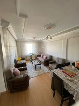 Çelebiler Gayrimenkul'den Bahçelievler 2+1 Satılık Daire