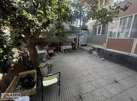 Asrın Emlak'tan Esenyurt Mh.1363 Mt Satılık Arsalı Müstakil Ev