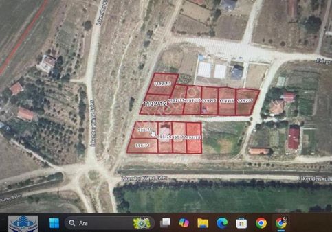 Elit Gayrimenkul Den Bahçeli Evler Mah Villa Yapmaya Uygun Satılık Arsalar