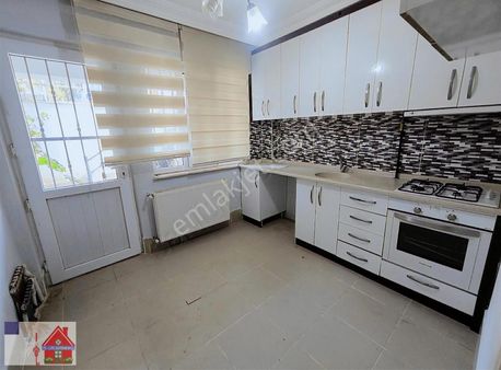 Selcukbey Mahallesinde Kiralik 3+1 Daire