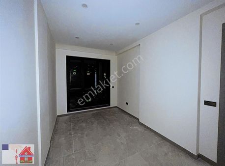 Yeni Şafakta Konforun Tanıtımı Havuzlu 170m2 3+1 Lüks Daire