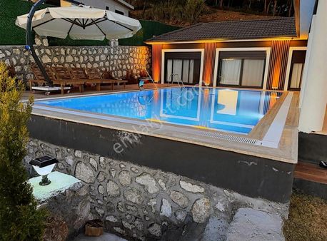 Rota Gayrimenkul Buca Kaynaklar 29 Ekim Mahalesi Satılık Villa