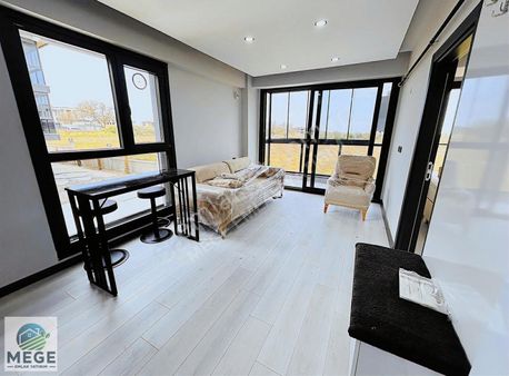 Mege'den Çorlu Emlaklarda Eşyalı Lüks Kiralık 1+1 Daire